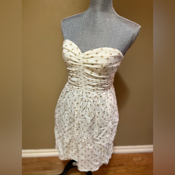 Kismet Strapless Dress - Picture 3 of 7